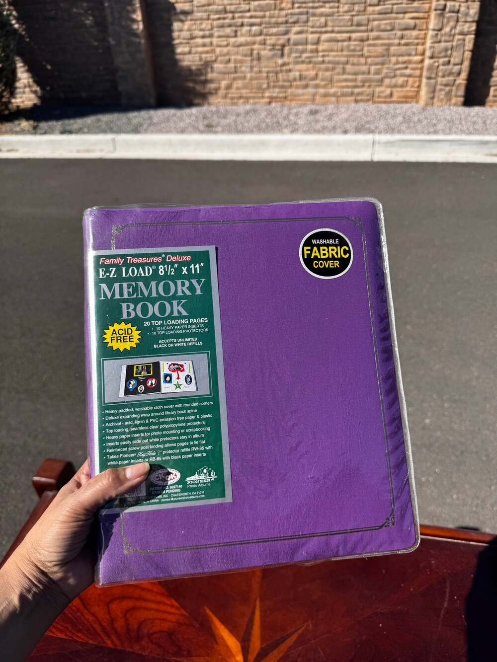 Pioneer Family Treasures Purple fabric Deluxe E-Z Load 8.5" x 11" Memory Book